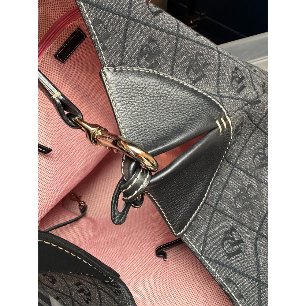Designer-Inspired Black Patterned Hobo Bag - Picture 10 of 12